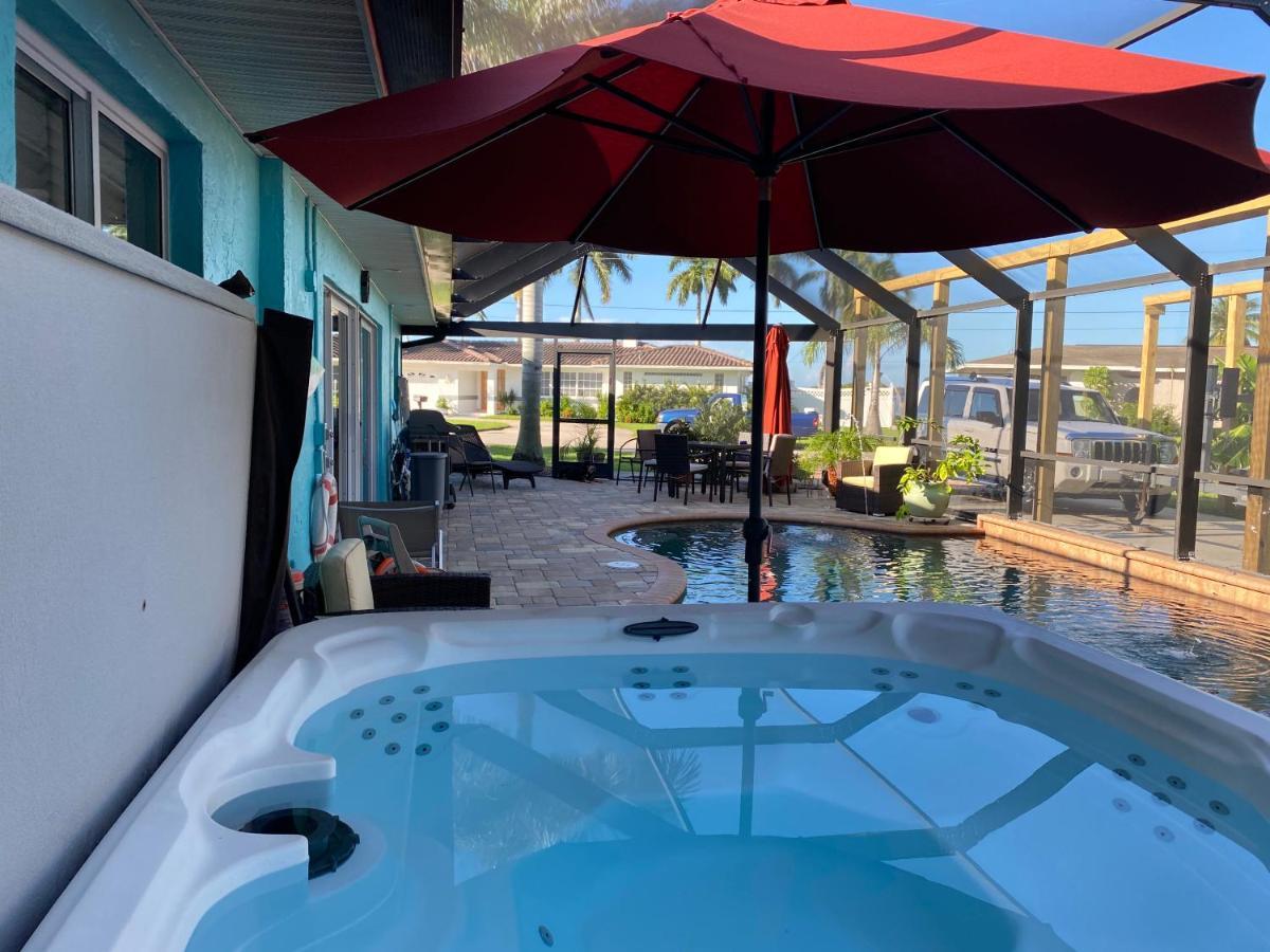 This Homestay Oasis Is The Cape'S Best Place To Stay Кейп-Корал Экстерьер фото